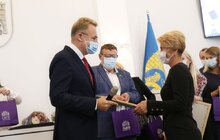 Фото 8: З нагоди Дня вчителя у Львові нагородили 55 найкращих працівників освіти