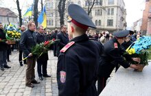 Фото 3: У Львові вшанували пам'ять В’ячеслава Чорновола
