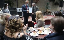 Фото 11: Міський голова привітав вчителів і вихователів Львова з професійним святом