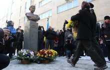 Фото 10: У Львові встановили погруддя Герою Небесної Сотні Ігорю Костенку