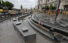 Фото 17: Триває завершальний етап реконструкції пл. Двірцевої: облаштовують сквер та фонтан