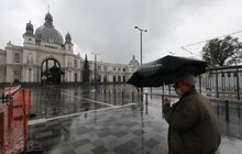 Фото 29: Триває завершальний етап реконструкції пл. Двірцевої: облаштовують сквер та фонтан