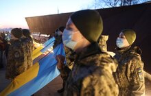 Фото 15: У Львові в пам’ять про Небесну Сотню у небо запустили світлові промені