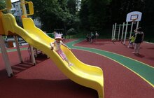 Фото 12: На вул. І.Франка збудували новий дитячо-спортивний майданчик для львів’ян різного віку