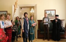 Фото 8: Українська академія лідерства в Ратуші презентувала вертеп, який створили самі ж студенти