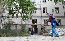Фото 8: Нічна атака на Львів: одна людина загинула, троє — в лікарні, у місті — руйнування (відео)