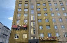 Фото 2: Утеплення, сонцезахист і тераса зі спортивною зоною: у центрі НЕЗЛАМНІ розпочали ремонтувати фасад