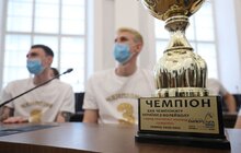 Фото 3: За титул Чемпіона України волейбольна команда «Барком-Кажани» отримала від міста 100 тисяч гривень