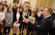 Фото 4: Сьогодні юні львів’яни на 1 день стануть посадовцями міськради