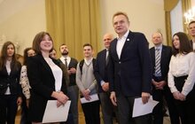Фото 8: Сьогодні юні львів’яни на 1 день стануть посадовцями міськради