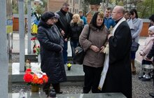 Фото 8: У Великодню неділю у Львові спільно помолились за загиблих воїнів АТО