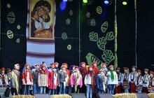 Фото 2: В Музеї народної архітектури та побуту триває IX благодійний фестиваль «Святкуймо Воскресіння разом»