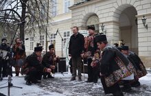 Фото 17: Колядники з Верховини у Львові показали справжні традиції, що живуть і зберігаються сотні років поміж Карпатськими горами