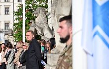 Фото 2: День українського прапора на Чорному морі: в центрі Львова замайорів Військово-Морський Прапор ЗСУ (відео)