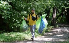 Фото 5: З допомогою унікального додатку EcoHike львів’яни очистили зелену зону Цитадель