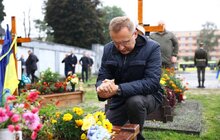 Фото 7: Учасники ІХ Всеукраїнського форуму місцевого самоврядування у Львові вшанували пам’ять полеглих захисників України