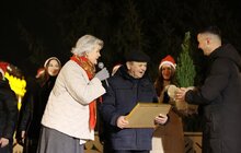 Фото 3: У Львові засвітили головну ялинку міста (фото/відео)