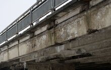 Фото 8: Рух мостом на вул. Кульпарківській обмежили для великогабаритних авто, громадський транспорт їхатиме лівими смугами (відео)