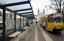 Фото 12: На перетині вулиць Бандери - Чупринки облаштували комфортну зону очікування громадського транспорту (фото/відео)