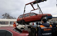 Фото 16: У Львові почали евакуйовувати покинуті автівки (відео)