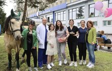 Фото 9: У день народження – здійснили мрію: у Львові дівчинка з Вугледару зустрілась із військовим, що боронив її місто