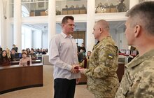Фото 8: В День українського добровольця у Львові 30 захисників посмертно нагородили «Почесним знаком Святого Юрія» (фото)