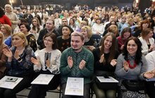Фото 9: 100 найкращих педагогів Львова отримали по 25 тисяч гривень (відео)