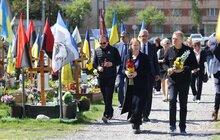 Фото 8: До 60-річчя від дня народження Петра Радковця у Львові відкрили меморіальну таблицю та погасили марку
