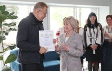 Фото 1: У Львові подякували тим, хто першим зустрічає пацієнта: 25 сімейних лікарів та 25 медичних сестер отримали подяки і премії
