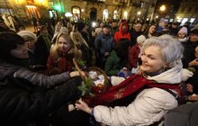 Фото 6: На площі Ринок відкрили міську різдвяну шопку (фото/відео)