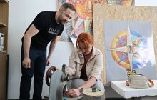 Фото 7: Мозаїчне панно на Володимира Великого відновлюють 6 художників (відео)