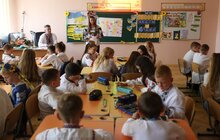 Фото 5: У Львові перший урок у школі провів військовослужбовець, що втратив ногу на війні (відео)