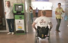 Фото 7: У Львові разом із активістами перевіряють міські установи на доступність: зауваження виправлятимуть (відео)
