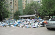 Фото 94: У місті 265 майданчиків, де ситуація з вивезенням сміття критична 