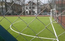 Фото 6: У Львові відновлюють шкільні подвір’я, стадіони та спортивні майданчики