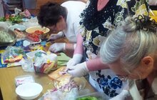 Фото 3: У Львові незрячі господині позмагались кулінарними вміннями