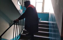 Фото 64: Комунальні служби дезінфікують місто: миють вулиці, тротуари, зупинки транспорту, сходові клітки будинків