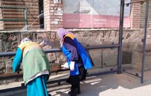 Фото 20: Комунальні служби дезінфікують місто: миють вулиці, тротуари, зупинки транспорту, сходові клітки будинків