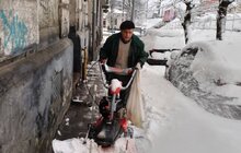 Фото 6: За ніч у Львові випала тижнева норма опадів, снігоприбиральна техніка працювала всю ніч