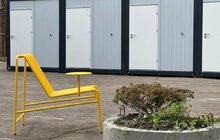 Фото 1: У міських парках встановлять стільці для відвідувачів