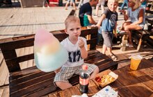 Фото 12: Міський голова Львова відвідав локальний фестиваль Street Food та відзначив підприємців ринку «Шувар» за вагомий внесок у розвиток малого бізнесу