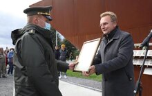 Фото 29: На Меморіалі Героїв Небесної Сотні вояки братства ветеранів УПА підняли національний стяг
