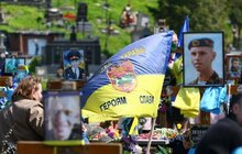 Фото 8: На Личакові помолились на могилах бійців АТО