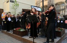 Фото 8: На пл. Музейній відбувся Святковий сніданок