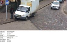 Фото 1: За вчорашній день працівники ЛКП «Львівавтодор» зафіксували 38 випадків порушень правил дорожнього руху через неналежне паркування