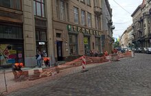 Фото 11: На вул. Коперника завершують поточний ремонт хідника