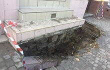 Фото 4: До прибирання міста від негоди залучено 1790 осіб та 33 одиниці техніки