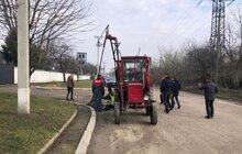Фото 4: У Львові очистили близько 9 тисяч дощоприймачів: з них витягували не лише пісок, а й пляшки, пластиковий посуд та навіть айфон