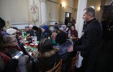 Фото 12: У Львові відбувся великий Різдвяний обід з потребуючими