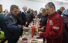 Фото 4: «Оселя» організувала Великодній сніданок для потребуючих